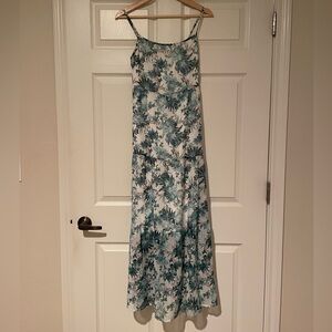 Tropical Print Maxi Dress